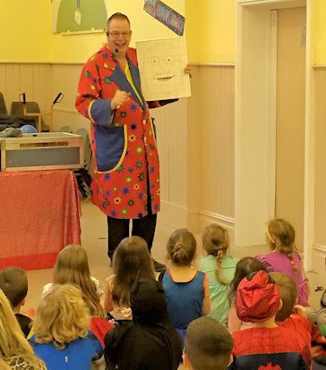 childrens-entertainer childrens-entertainer